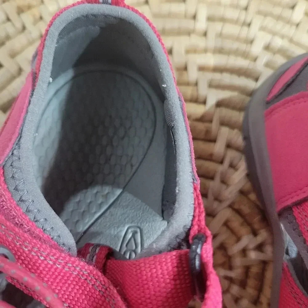 Keen Newport Red Water Hiking Sandals - Picture 6 of 9